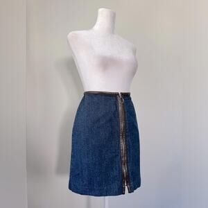 Vintage ‘01 Old Navy Dark Denim Zip-Up Mini Skirt w/ Faux Leather Trim